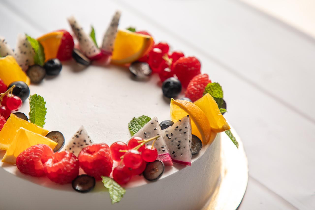 Cakes & Gateaux -1
