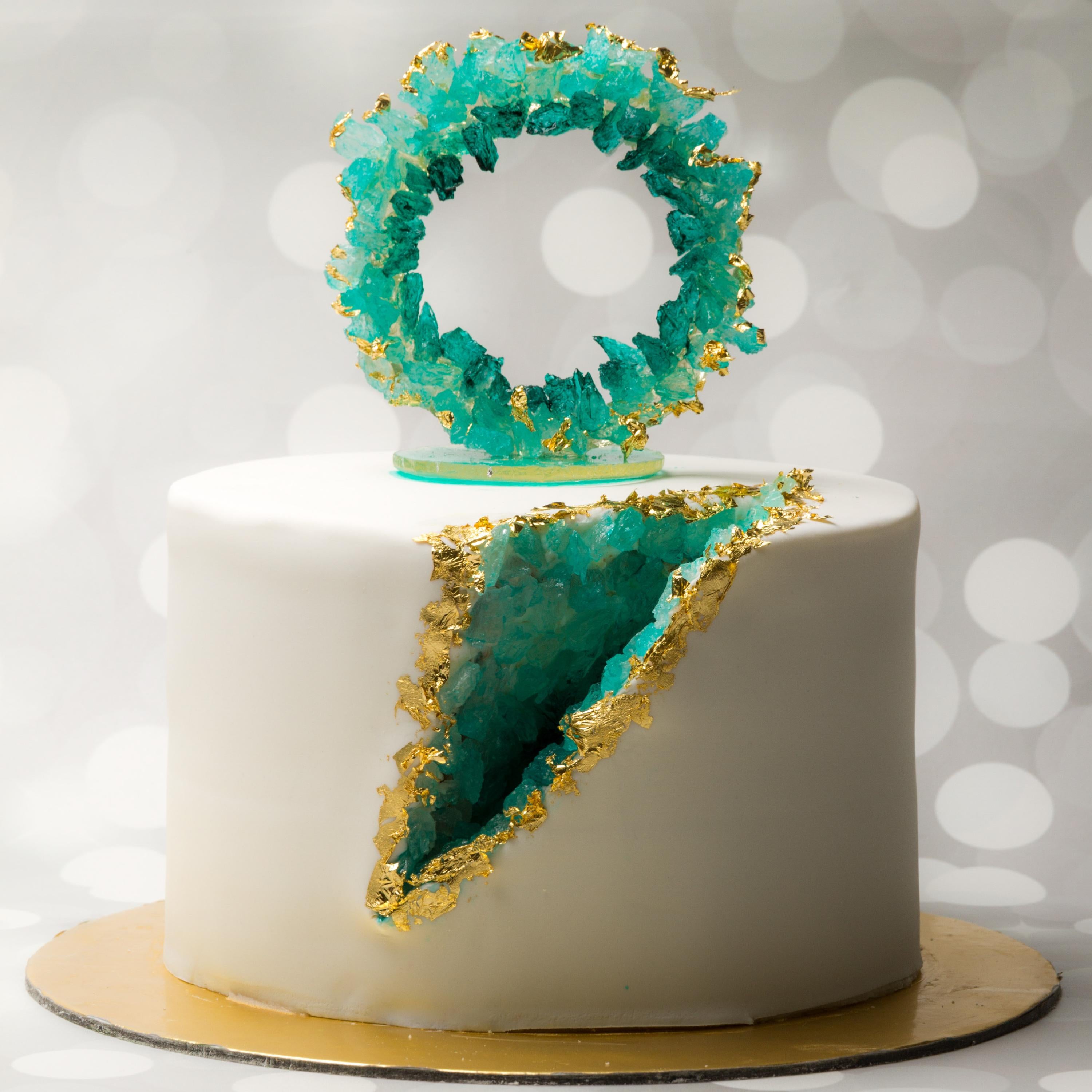 Geode Cake - Decorated Cake by Sayantanis Culinary - CakesDecor